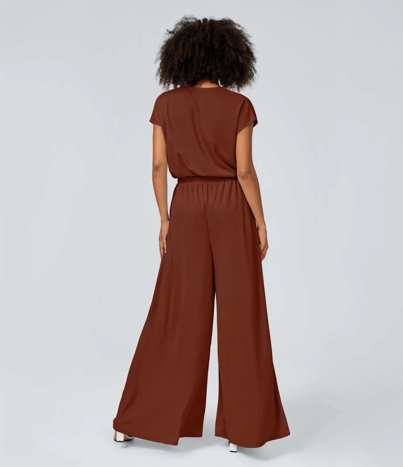Jumpsuit mit V-Ausschnitt